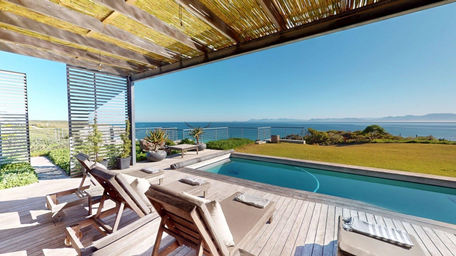 6 Bedroom Property for Sale in Romansbaai Estate Western Cape